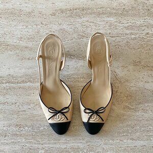 Vintage Chanel CC Bow Slingback Heels